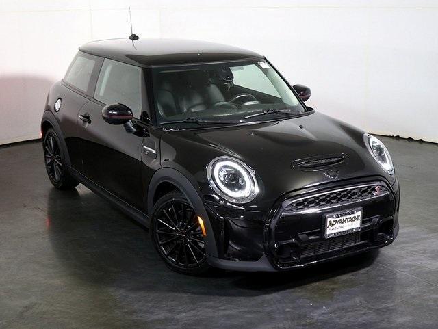 used 2022 MINI Hardtop car, priced at $25,537