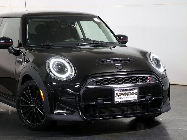 used 2022 MINI Hardtop car, priced at $25,537