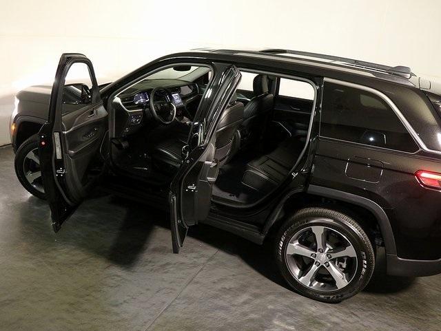 used 2023 Jeep Grand Cherokee 4xe car, priced at $32,148