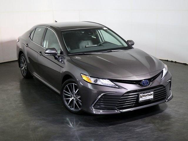 used 2022 Toyota Camry Hybrid car, priced at $28,888