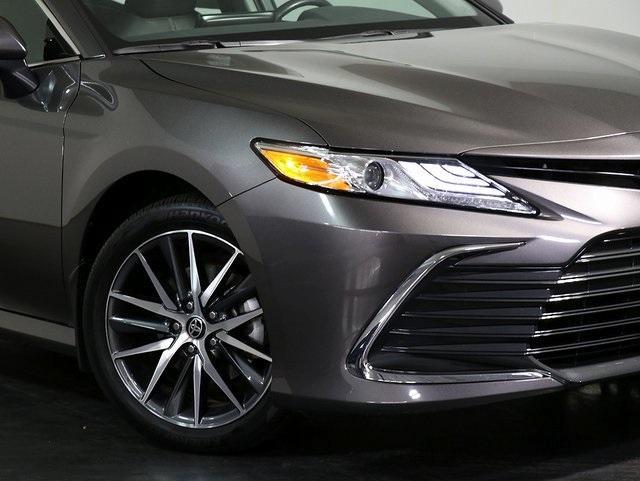 used 2022 Toyota Camry Hybrid car, priced at $28,888