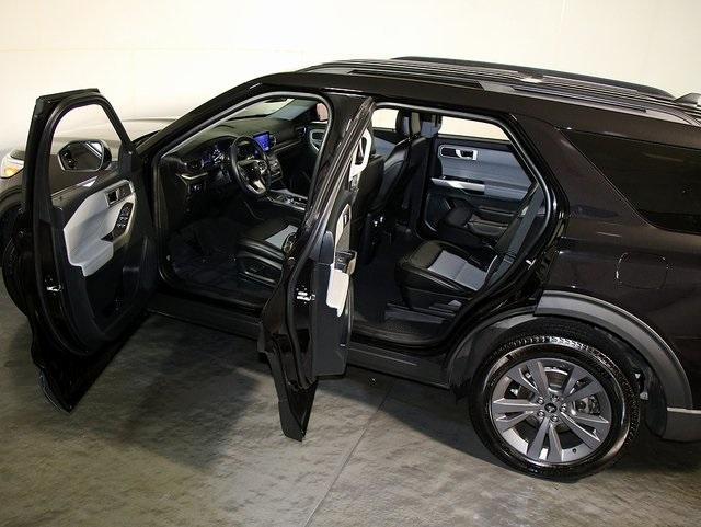 used 2023 Ford Explorer car, priced at $33,985