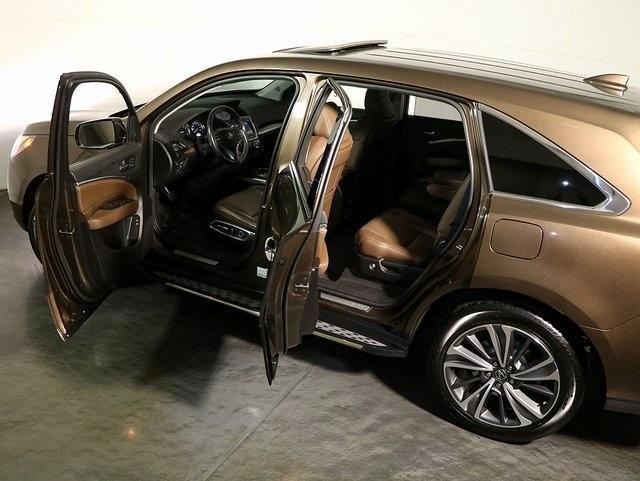 used 2019 Acura MDX car, priced at $25,375