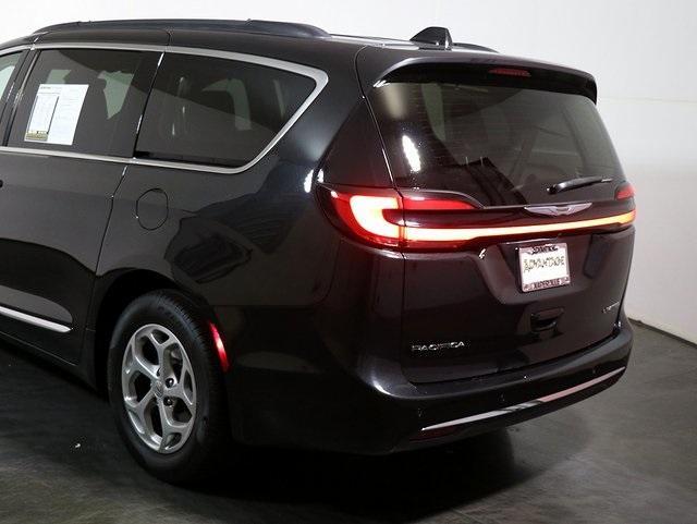 used 2023 Chrysler Pacifica car, priced at $37,645