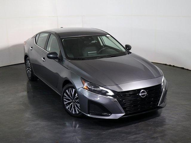 used 2024 Nissan Altima car, priced at $21,815