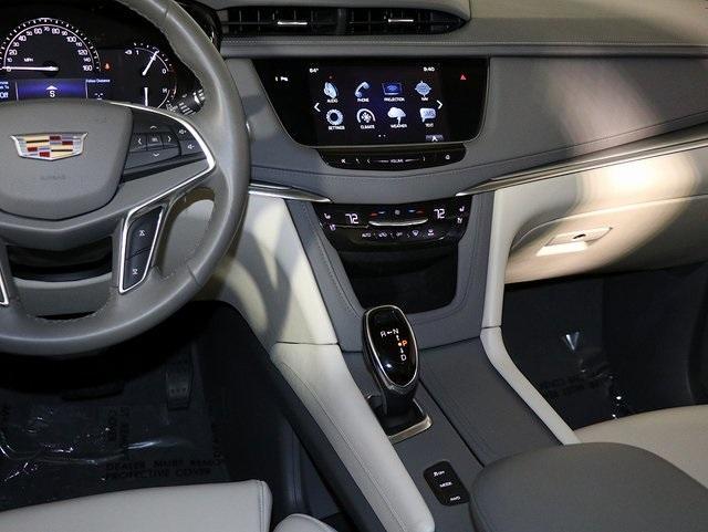 used 2017 Cadillac XT5 car, priced at $18,798
