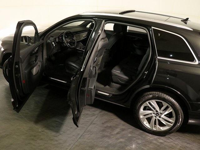 used 2022 Audi Q7 car, priced at $44,660