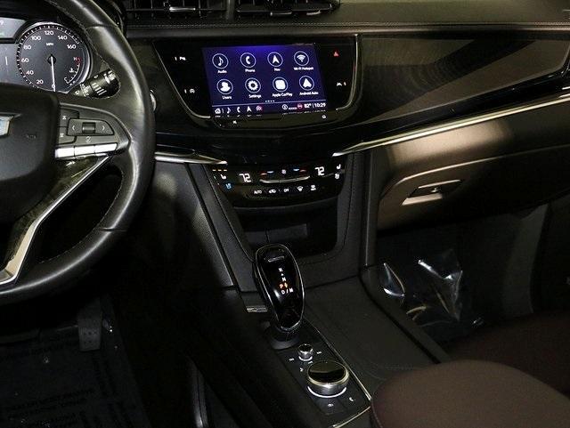 used 2023 Cadillac XT6 car, priced at $42,844