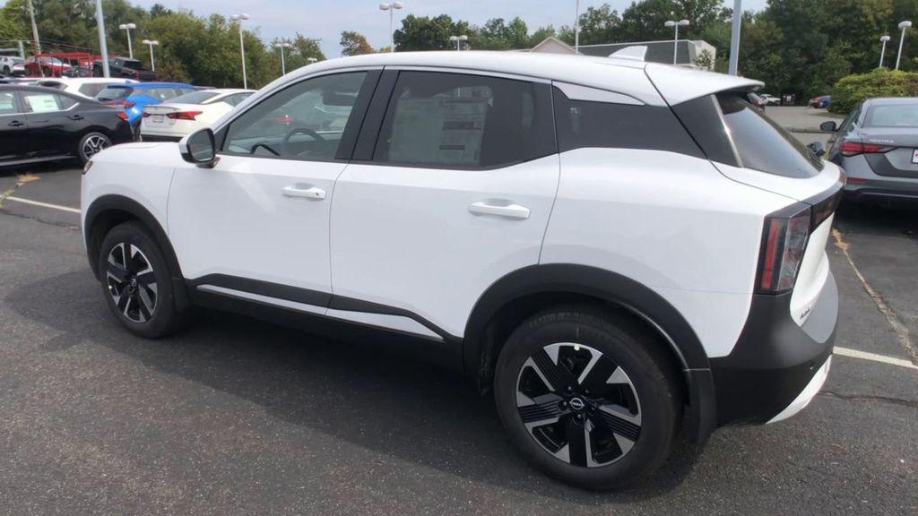 new 2025 Nissan Kicks car, priced at $25,184