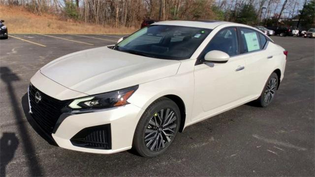 new 2024 Nissan Altima car, priced at $29,430