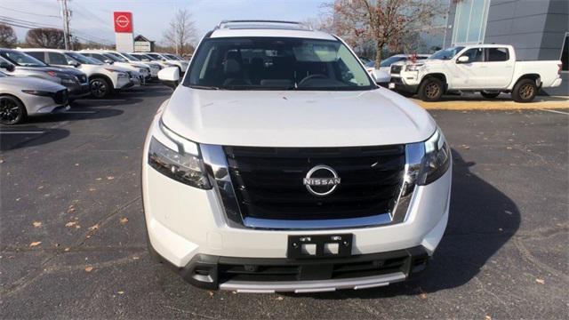 new 2025 Nissan Pathfinder car, priced at $51,115