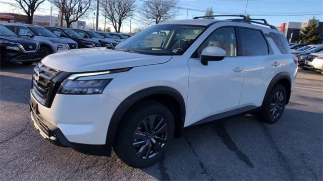 new 2024 Nissan Pathfinder car, priced at $40,855