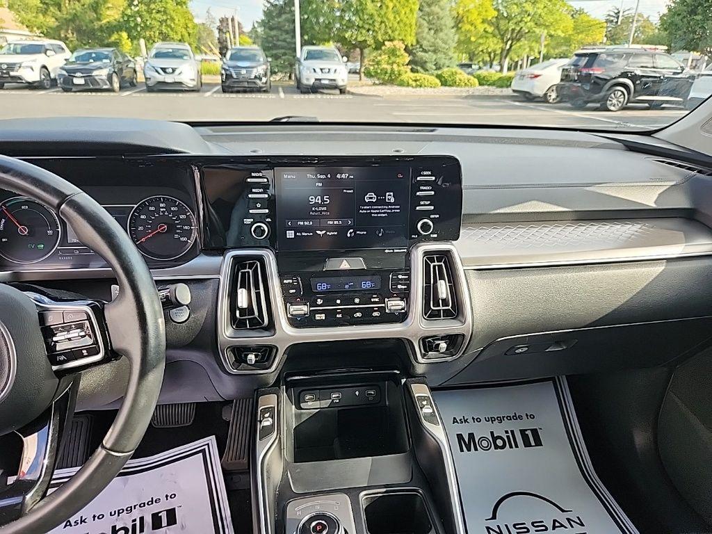 used 2021 Kia Sorento Hybrid car, priced at $24,788