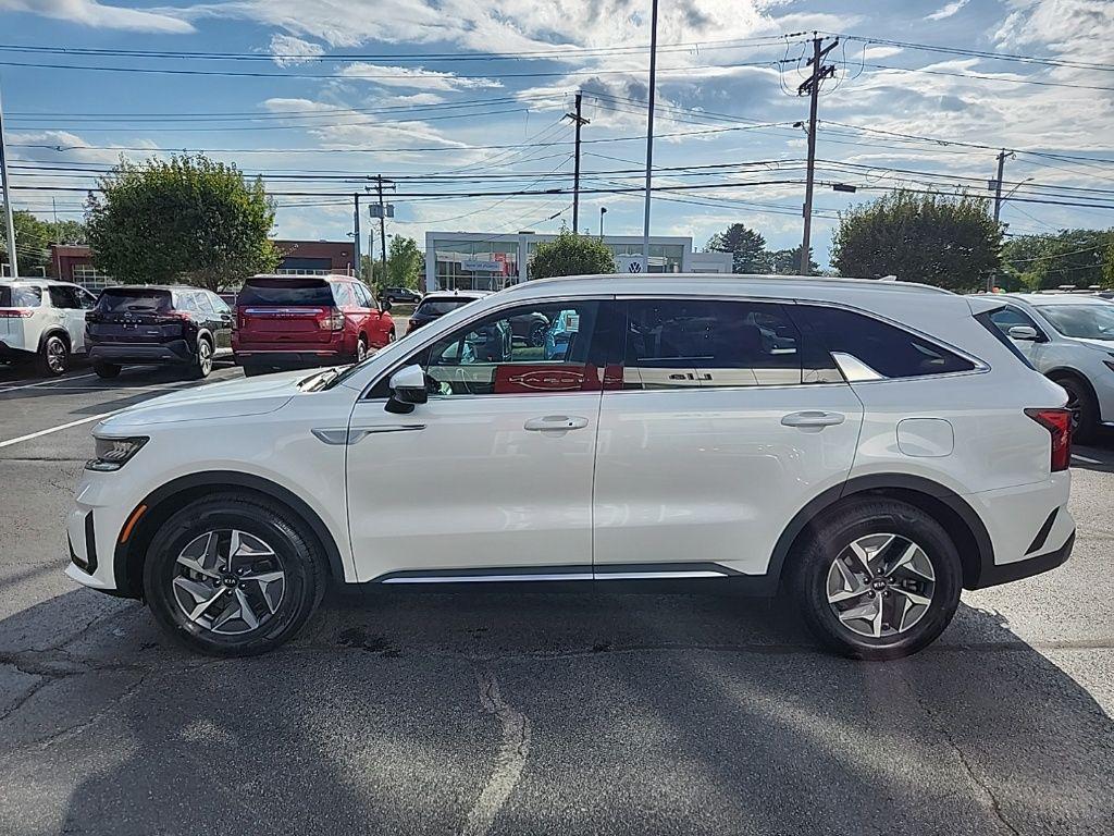 used 2021 Kia Sorento Hybrid car, priced at $24,788