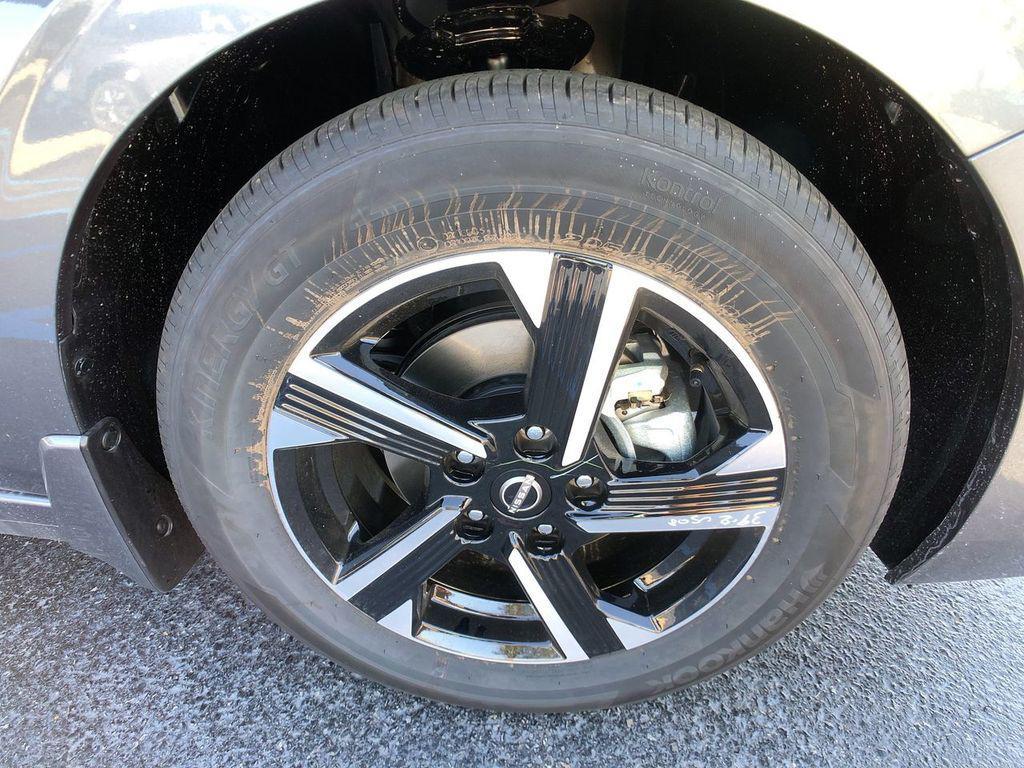 new 2025 Nissan Sentra car, priced at $22,593