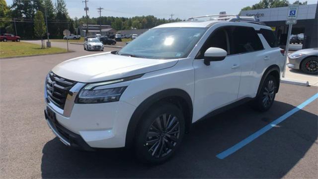 new 2024 Nissan Pathfinder car, priced at $49,315