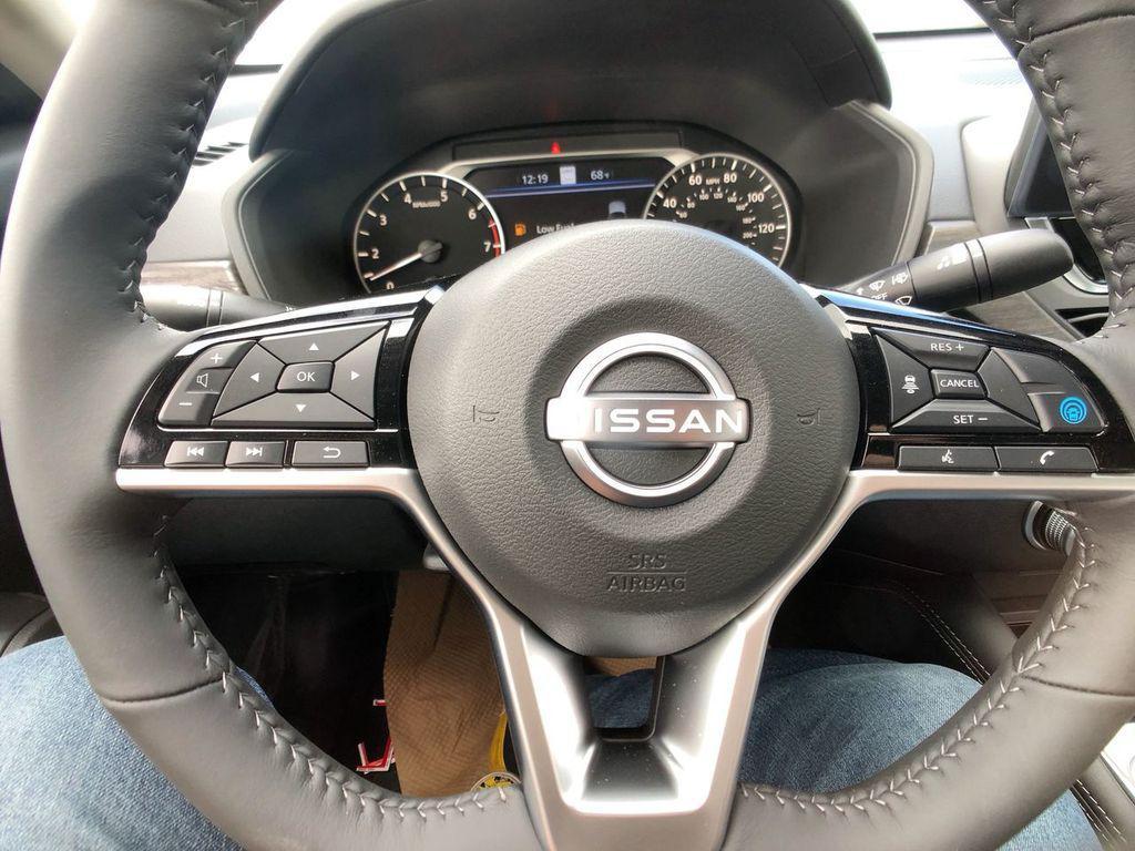 new 2025 Nissan Altima car, priced at $32,044