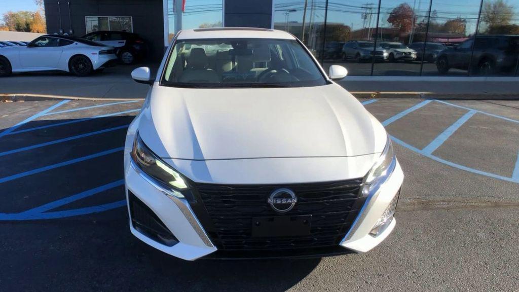 new 2025 Nissan Altima car, priced at $30,920