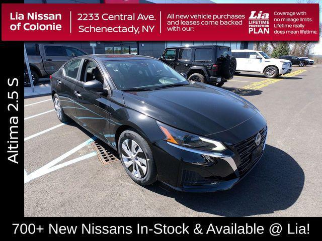 new 2025 Nissan Altima car, priced at $27,640