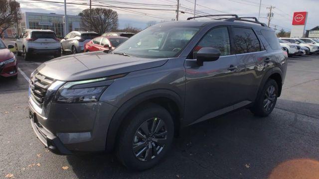 new 2025 Nissan Pathfinder car, priced at $42,910