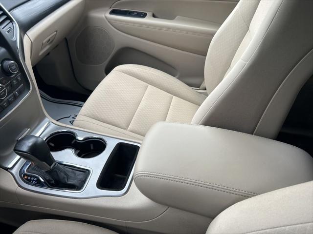 used 2021 Jeep Grand Cherokee car, priced at $22,788