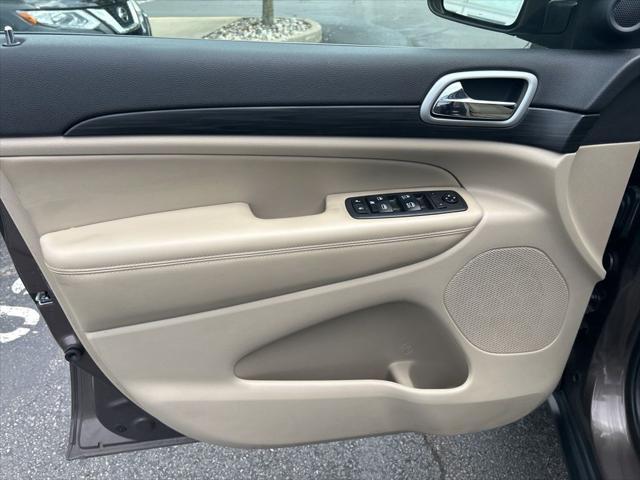 used 2021 Jeep Grand Cherokee car, priced at $22,788