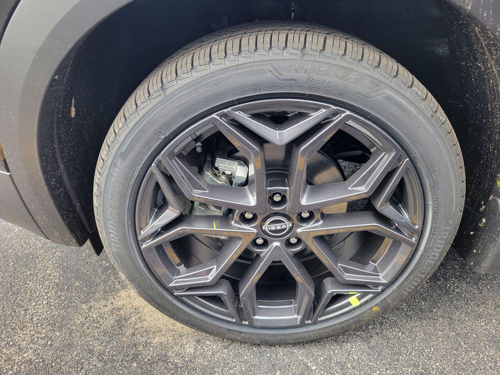 new 2026 Nissan Kicks car, priced at $32,425