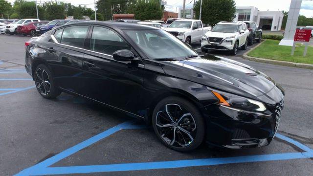 new 2025 Nissan Altima car, priced at $34,175