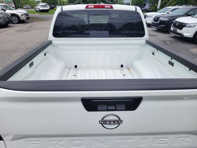 new 2025 Nissan Frontier car, priced at $40,600