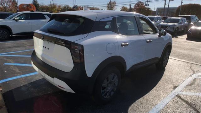 new 2025 Nissan Kicks car, priced at $23,725