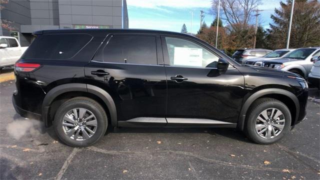 new 2025 Nissan Pathfinder car, priced at $41,010