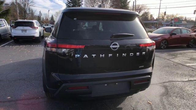 new 2025 Nissan Pathfinder car, priced at $39,510