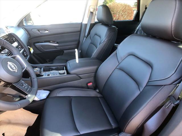 new 2025 Nissan Pathfinder car, priced at $46,565