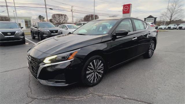 used 2023 Nissan Altima car, priced at $21,988