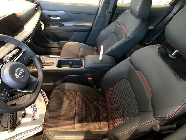 new 2025 Nissan Kicks car, priced at $29,935