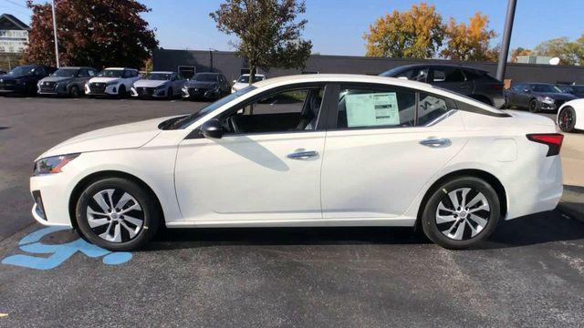 new 2025 Nissan Altima car, priced at $27,350