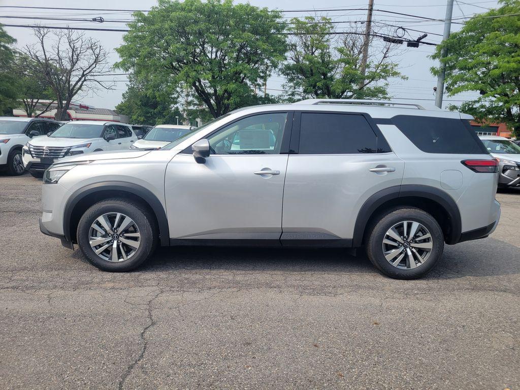 new 2025 Nissan Pathfinder car, priced at $45,785