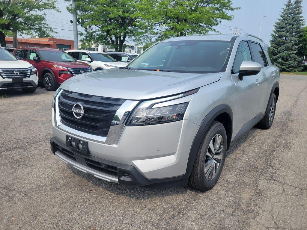 new 2025 Nissan Pathfinder car, priced at $45,785