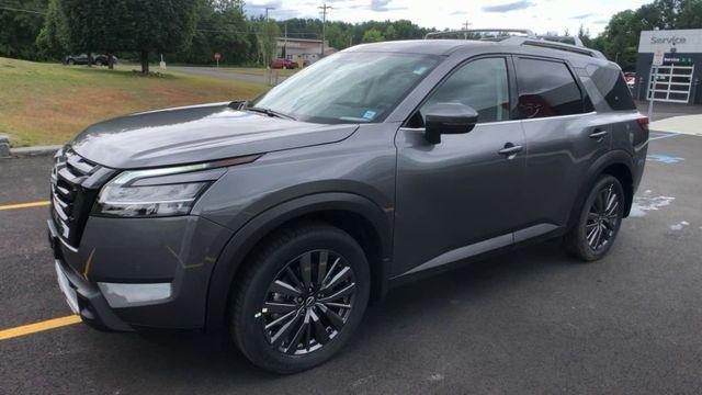 new 2025 Nissan Pathfinder car, priced at $49,585