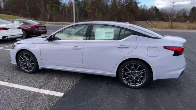 new 2024 Nissan Altima car, priced at $35,125