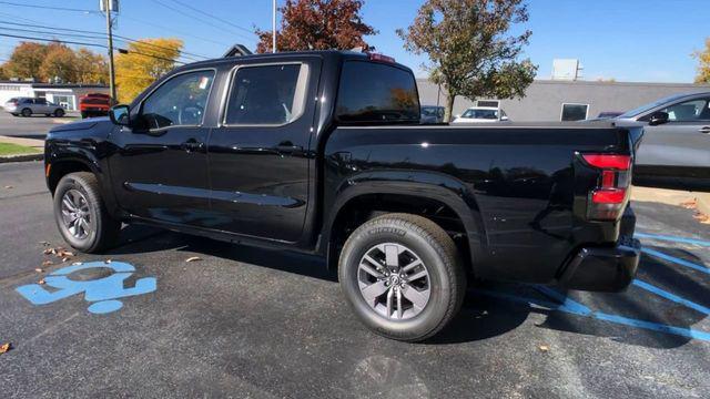 new 2025 Nissan Frontier car, priced at $40,275