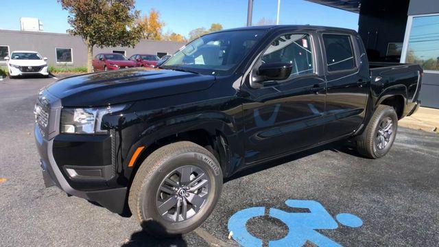 new 2025 Nissan Frontier car, priced at $40,275