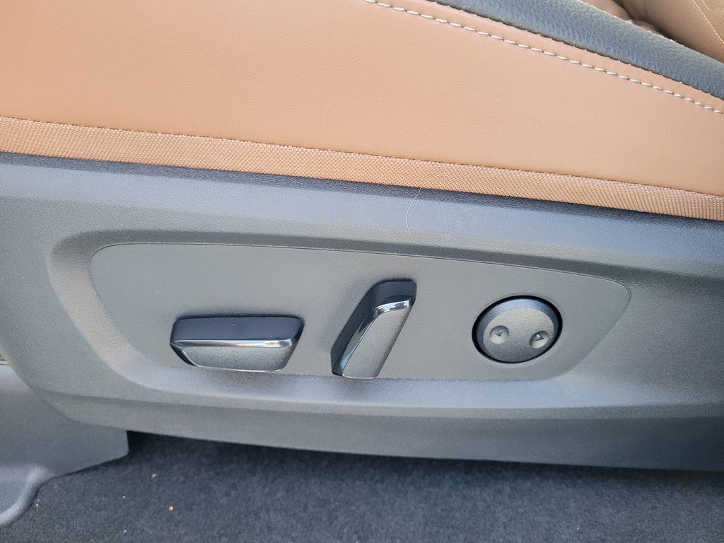 new 2025 Nissan Pathfinder car