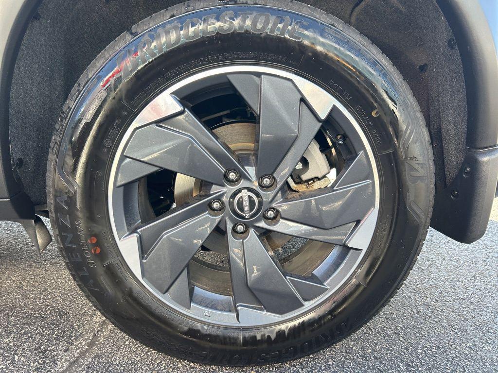 used 2024 Nissan Rogue car, priced at $25,988