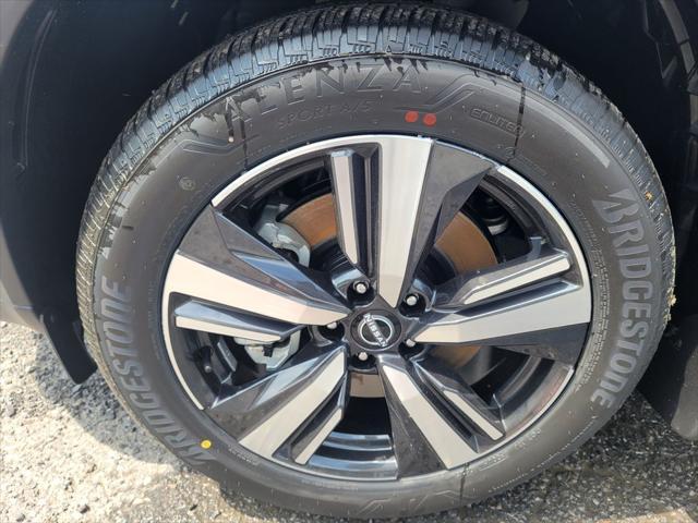 new 2025 Nissan Rogue car, priced at $44,375