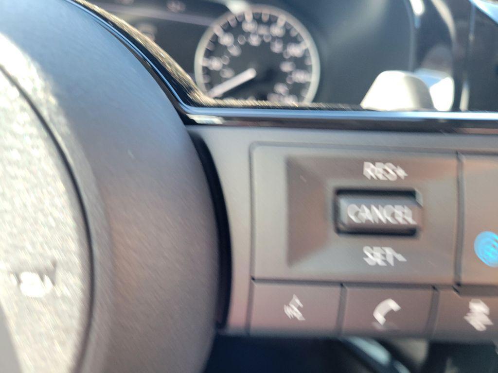 new 2025 Nissan Pathfinder car, priced at $38,865