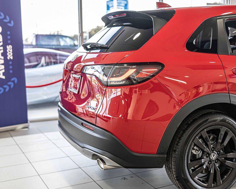used 2026 Honda HR-V car, priced at $31,800