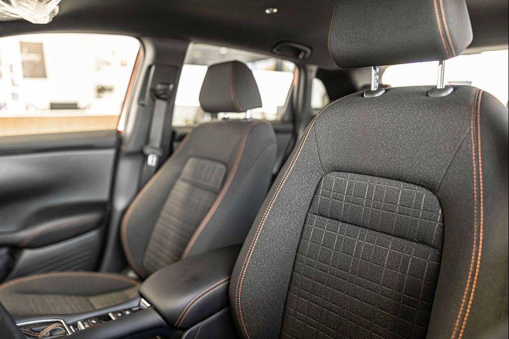 used 2026 Honda HR-V car, priced at $31,800