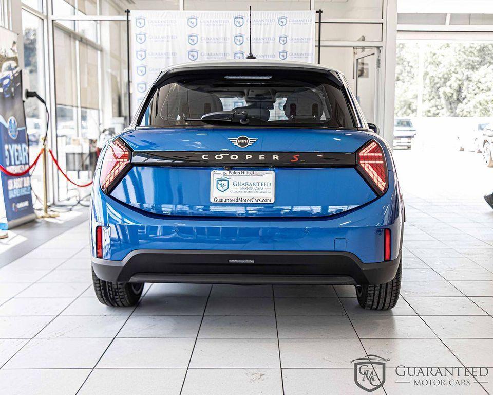 used 2025 MINI Hardtop car, priced at $32,179