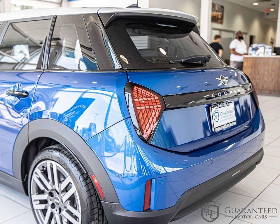 used 2025 MINI Hardtop car, priced at $32,179